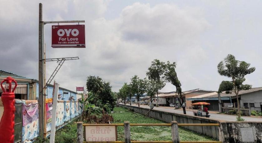 Oyo 577 For 2*